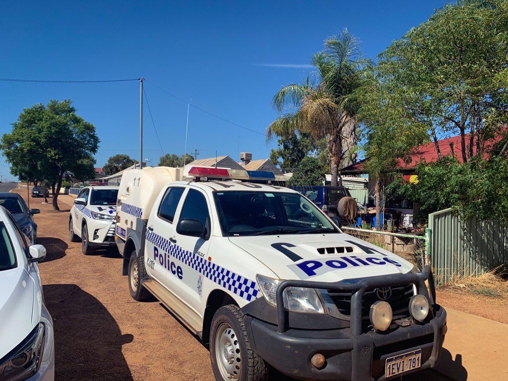 SthnCrossPol's tweet photo. Southern Cross Police and Northam Detectives conducted a Misuse of Drug Warrant in Southern Cross. Two people have been charged with a total of 8 offences including Sell and/or Supply prohibited drug (Meth) and possess unlicensed firearm. #bailrefused #donotpassgo #fb https://t.co/Nks4xIH7vz