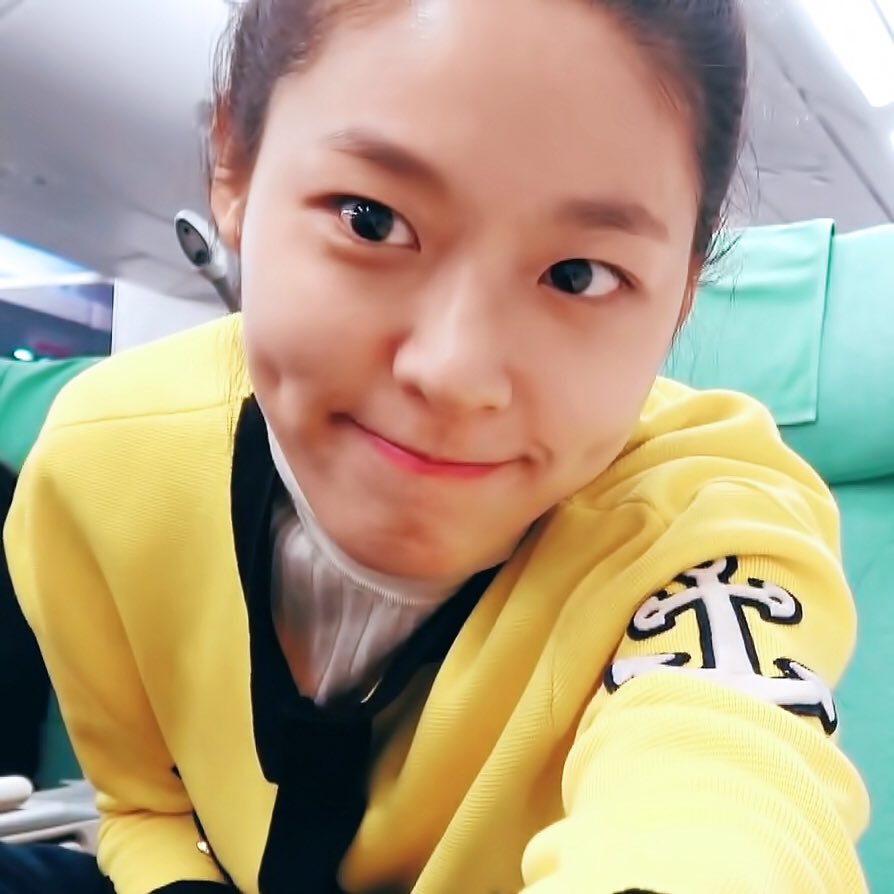 3_3hyo's tweet photo. 김설현아.. 🐤🌼🍋🧀 https://t.co/fD31TMqqXz