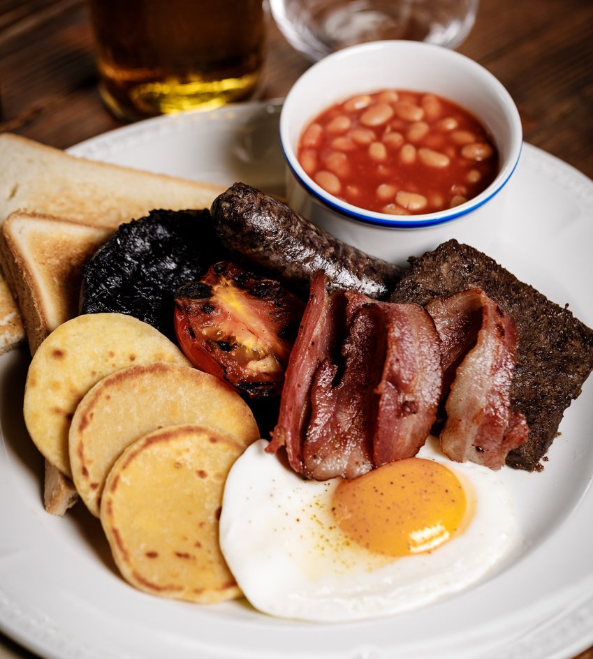 Taste a bit of home and enjoy our Roast dinner and breakfast served all weekend! 
Copper Dog - DoubleTree by Hilton - JBR
Reservations@copperdog.ae
.
.
.
#CopperDogDubai
#BritsInDubai
#ExpatsInDubai
#PubInDubai
#BarsInDubai
#MyDubai
#WOWJBR
#JBR
#DubaiMarina
#FoodInDubai