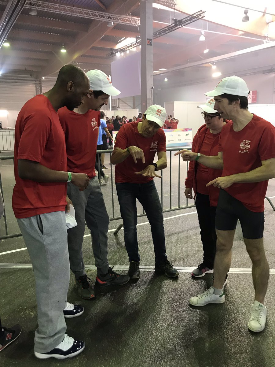 L’équipe de basket fauteuil <a href="/generalifrance/">Generali France</a> prépare sa tactique . Très concentrée #StepstoneDigitalC