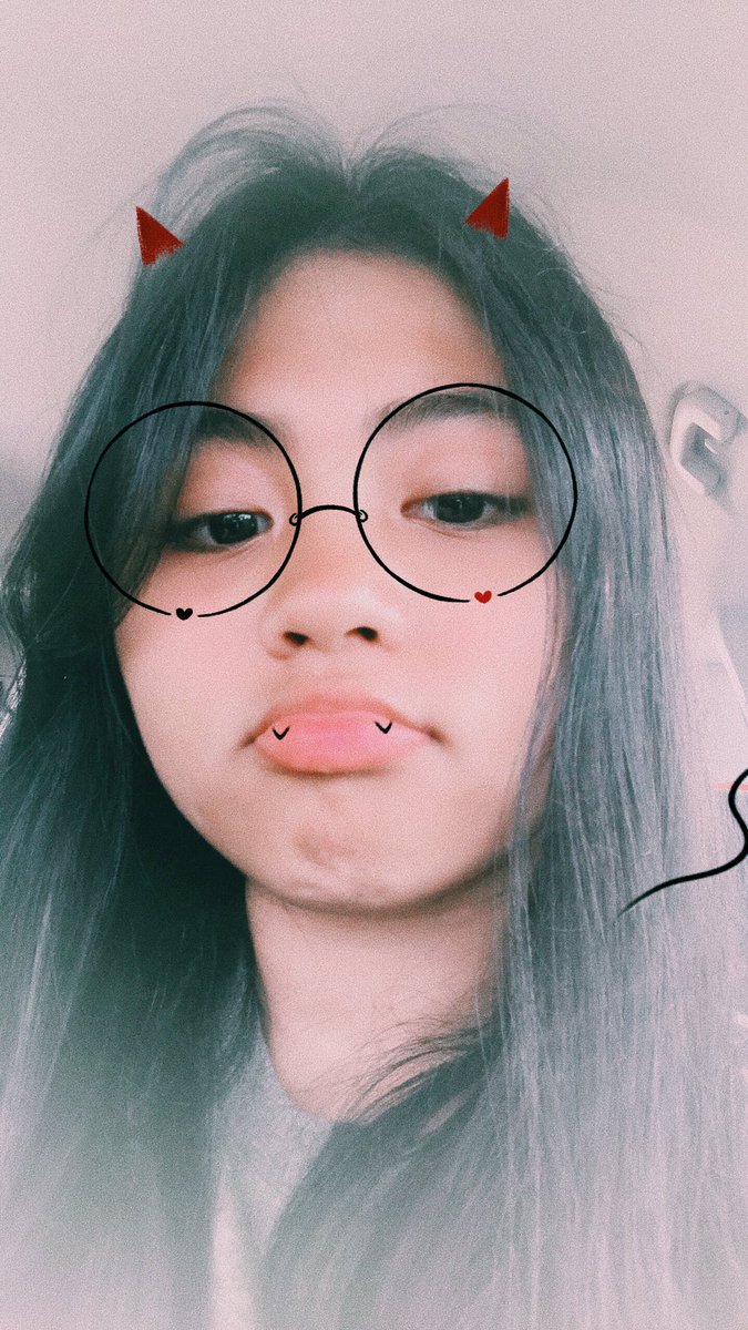 idcscl's tweet photo. fELt cUtE MigHt dELeTe LaTer
#sELfiE #sELfiEaGaIn https://t.co/MYBQVVAsUv