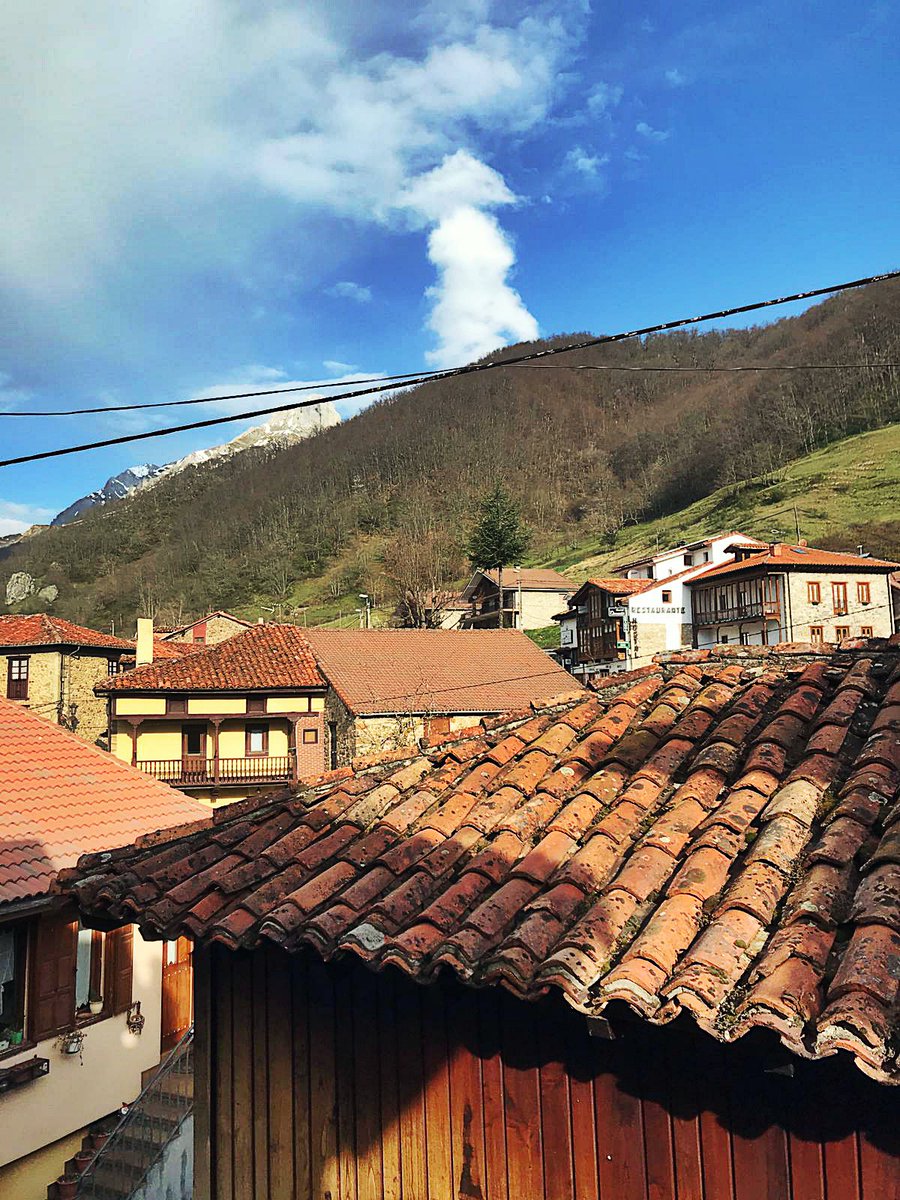 #BuenosDiasATodos
Con un buen #Cafe ☕ sacamos la lista 📃 de tareas para anotar todo lo que tenemos que hacer para disfrutar de un gran #Sábado
El resto del entorno está así ➡ bit.ly/WebcamLiebana
#FelizSábado #SaturdayMorning #HostalRemoña #happysaturday #SaturdayMotivation