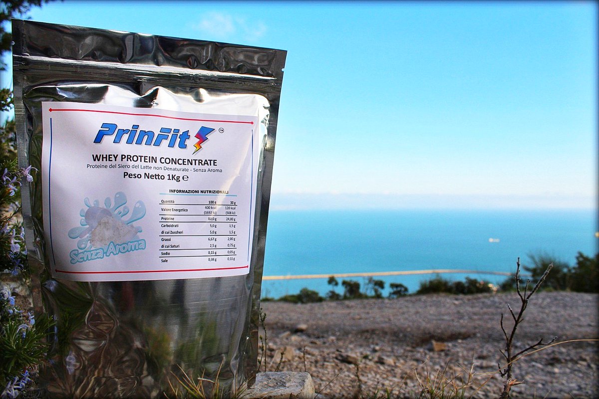 Il sabato mattina cos'è meglio di una bella corsetta in natura, con uno spettacolo simile? Correre con il supporto PrinFit!!💪🏻 
Proteine concentrate di qualità superiore 🥛 provale anche negli altri gusti! 
-
#PrinFit #proteine #palestra #gym #cardio #corsa #running #reaction