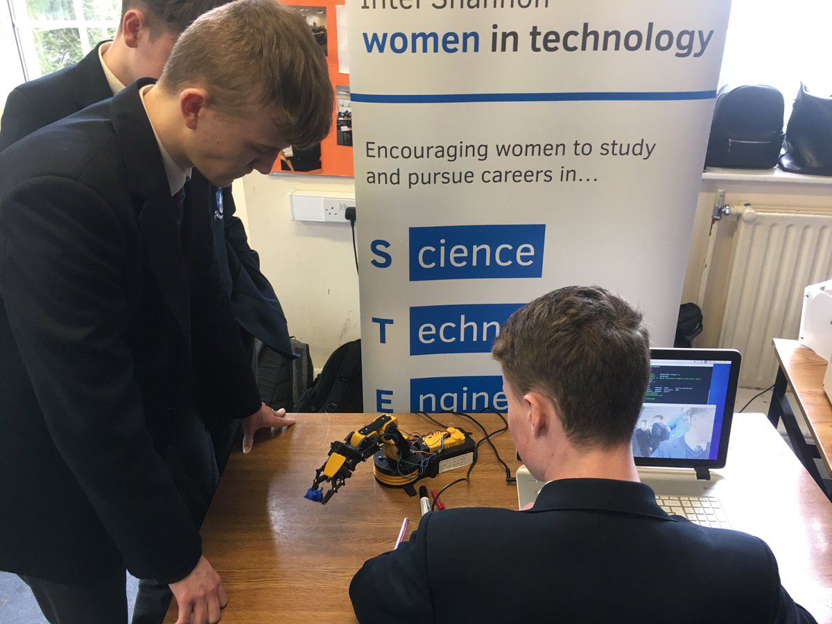 transitionyear4's tweet photo. Thanks to past pupils Conor & John and their team for coming in to host an interactive display with #TYs about future careers in @Intel_IRL @stjarlaths #STEAM #stemaware #ScienceMatters #tranyear https://t.co/yhKRBrcSGA