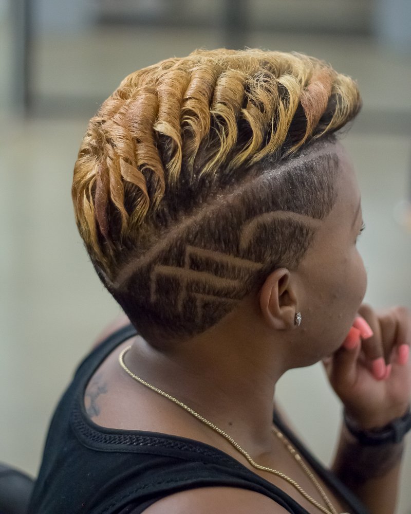 OPila_haircare's tweet photo. Mooooooooooorning!!!!!!! Come #fetchyourpixiecut at Newtown Junction, The Workshop.O be Pila like @Mbali_BabyBlue #Pixiecut #Fetchyourlife #OPHC https://t.co/5KigLDHZbr
