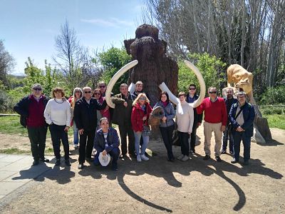 Docentes de toda España conocen el patrimonio del Valle de Lecrín en el marco del Congreso Nacional “La Historia Moderna y la Enseñanza Secundaria”
<a href="/CEHVAL/">CEHVAL</a>
granadaesnoticia.com/docentes-toda-…