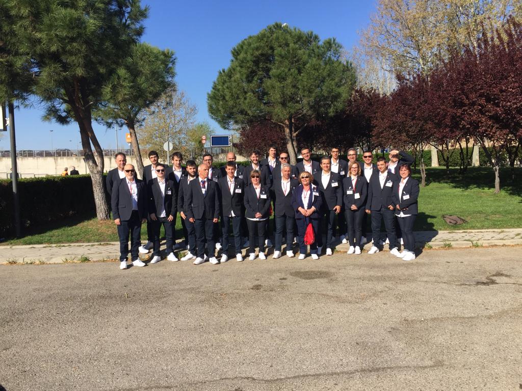 educacion_na's tweet photo. 👏👏👏👏👏
Zorionak Andres, David y Oier por vuestras medallas y enhorabuena a todos los representantes navarros por vuestro gran trabajo en las #SpainSkills2019.
Baita tutoreei, jakina! #LanbideHeziketa #FP #NafarroaSkills
#urrea #zilarra #brontzea
#oro #plata #bronce https://t.co/ZKEXesWQRw