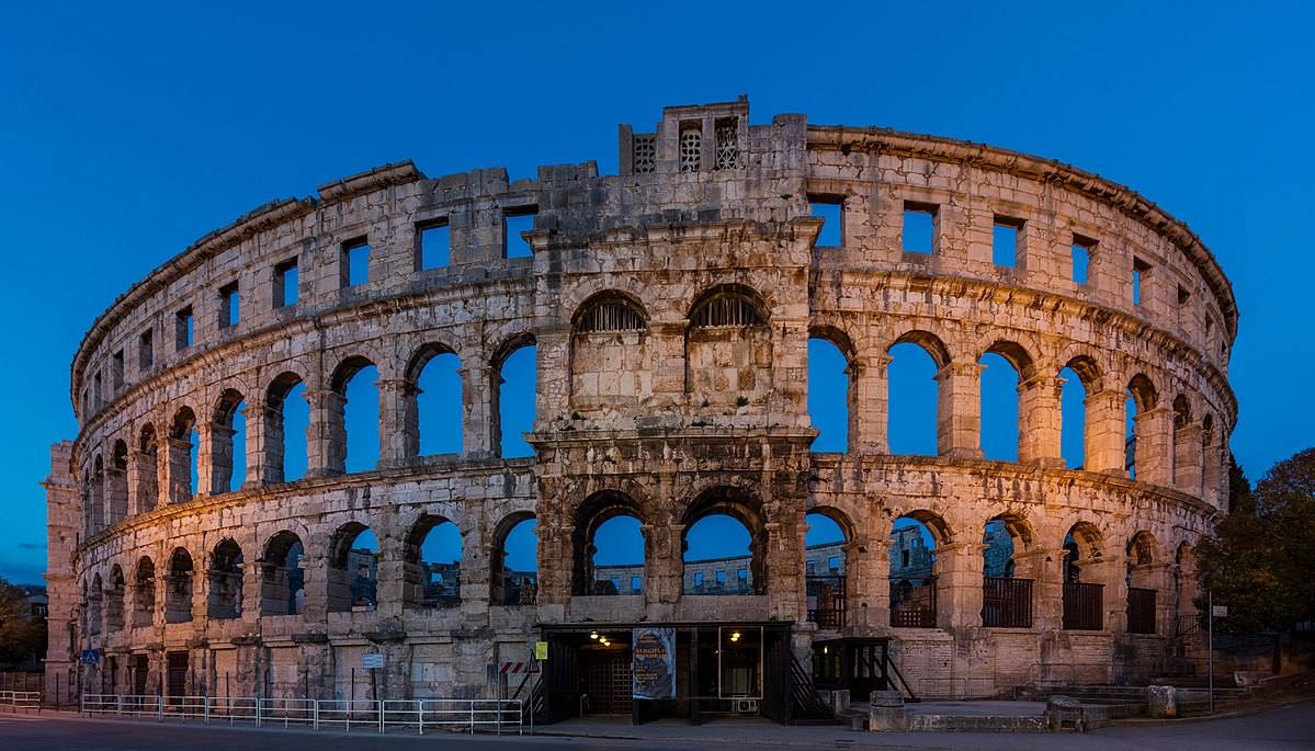 CroatiaMoto's tweet photo. Day 2: How about great ride, cold beer and nice evening in Pula⁉️ And day 3: Another great ride, cold beer and nice evening in Rovinj.
#mototourscroatia #feelcroatia #croatia #croatianislands #motorcycleguidedtours #guidedmototours https://t.co/RFJR2gjmr7