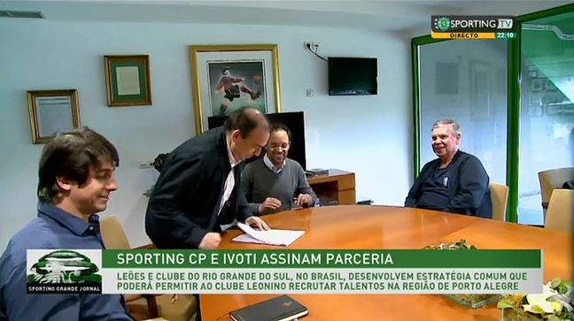 captomente's tweet photo. Sporting assinou parceria com esse gigante brasileiro, Sport Club Ivoti. #batuca-mos https://t.co/0F3BNaw7rc