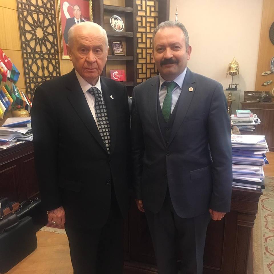 #UzmCvslarKahramandır Vatan Savunmasının Sözleşmesi Olmaz
Tabutlara sığmayacak babayiğitler vatanın bekası için şehadete gidiyor.hayallerini ailelerini bu necip millet refah içinde yaşasın diye gidiyorlar.milletin çocukları  gülsün diye kendi çocuklarını ağlatıyorlar
<a href="/UlviYonter/">Dr.İzzet Ulvi YÖNTER</a>