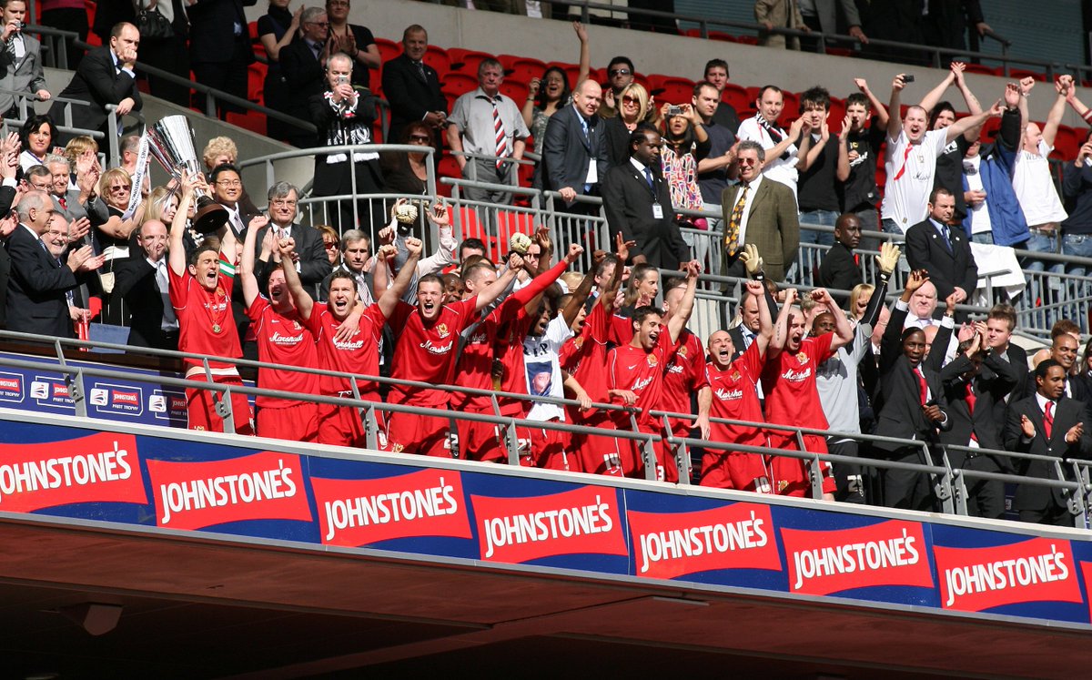 MKDonsFC's tweet photo. 11 years ago today 🏆 https://t.co/Up8vq7SO1T