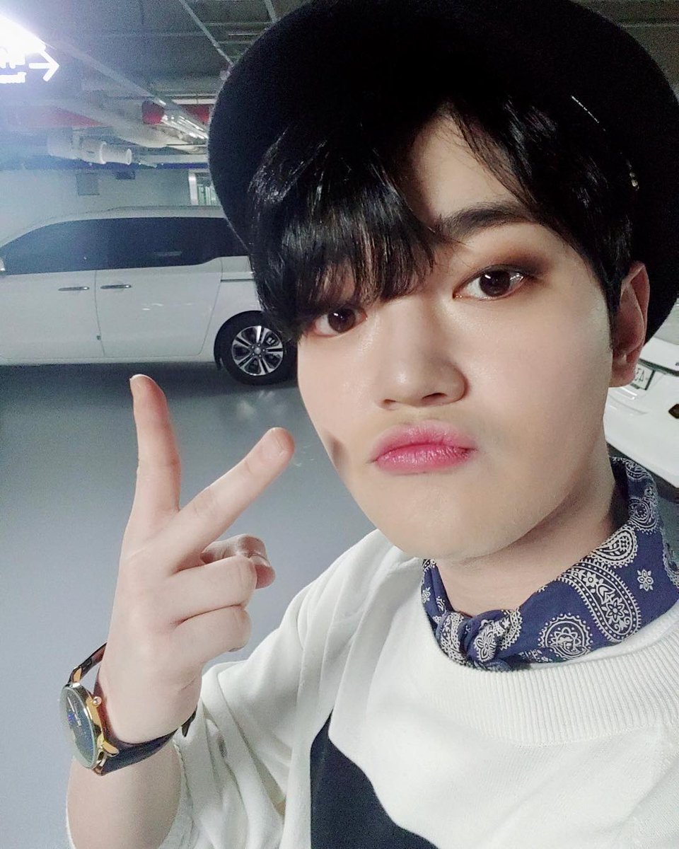 up10tiontrans's tweet photo. [ENG TRANS] [#BITTO IG 190328]
I went to #Monteiths fashion week as a celeb! It was a good experience 👍 #업텐션 #UP10TION #비토 #Bitto

🔗 https://t.co/IJtv0UdYqW https://t.co/1zMV5jm1nE