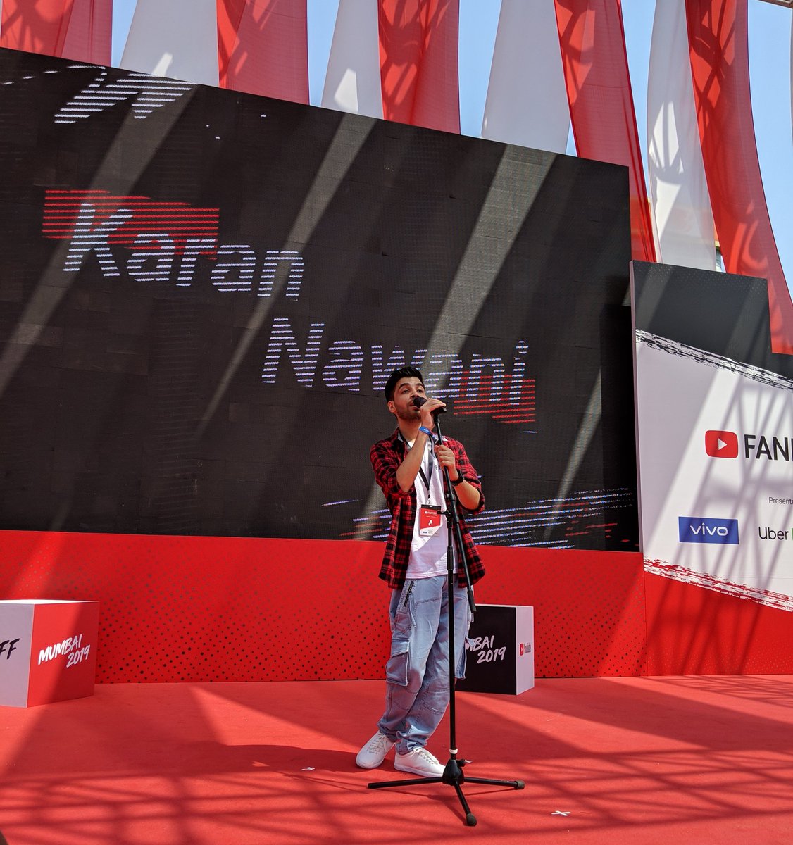 Getting festive at #YTFF Festival with @Rickshawali, <a href="/NishantStanwar/">Nishant Tanwar</a> <a href="/tapeAtale/">Tape A Tale</a> and more! Who's at #YTFF early to watch the show 🙋🏻‍♀🙋🏻‍♂