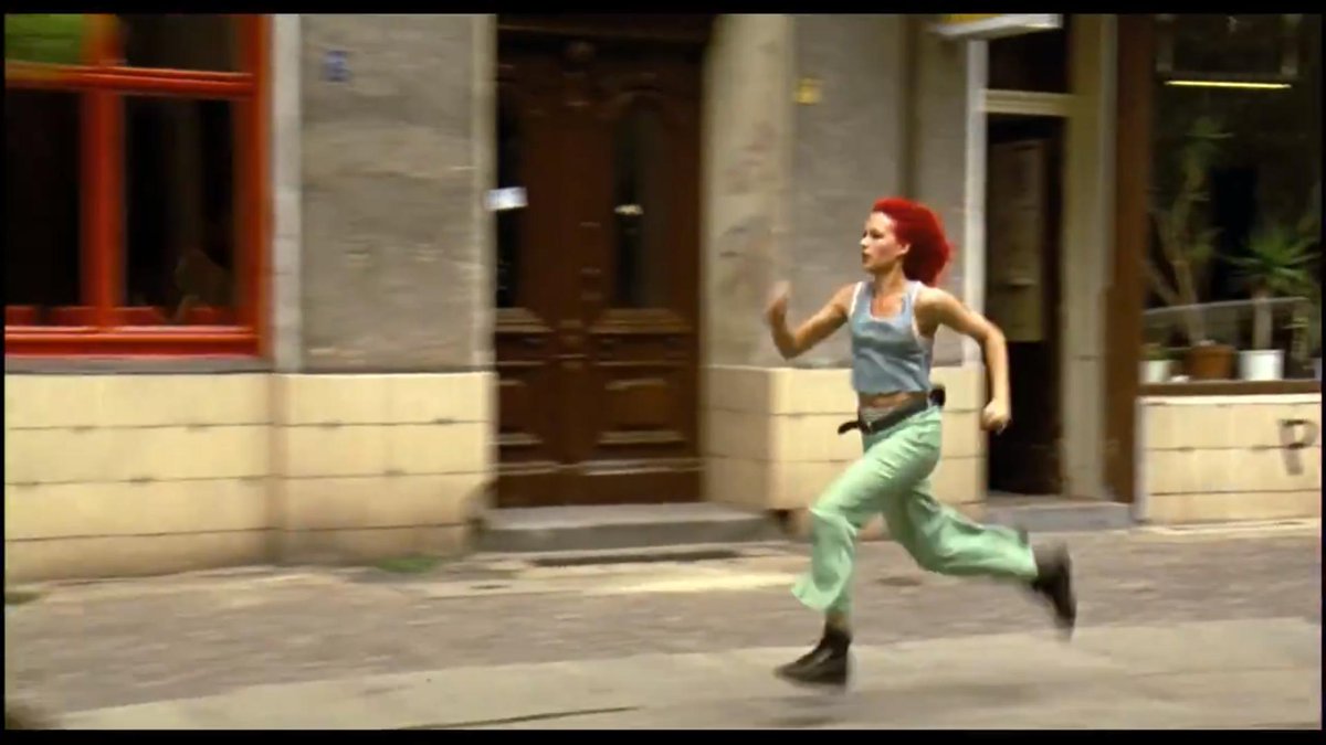Joe_jou_'s tweet photo. 66) Run, Lola, Run.- Dir. Tom Tykwer. 1998. 

Una autentica JOYA. Una película única, absolutamente brillante en todos los aspectos, que no se por qué no había visto antes. Me maravilló. https://t.co/X9ipfFtU7v
