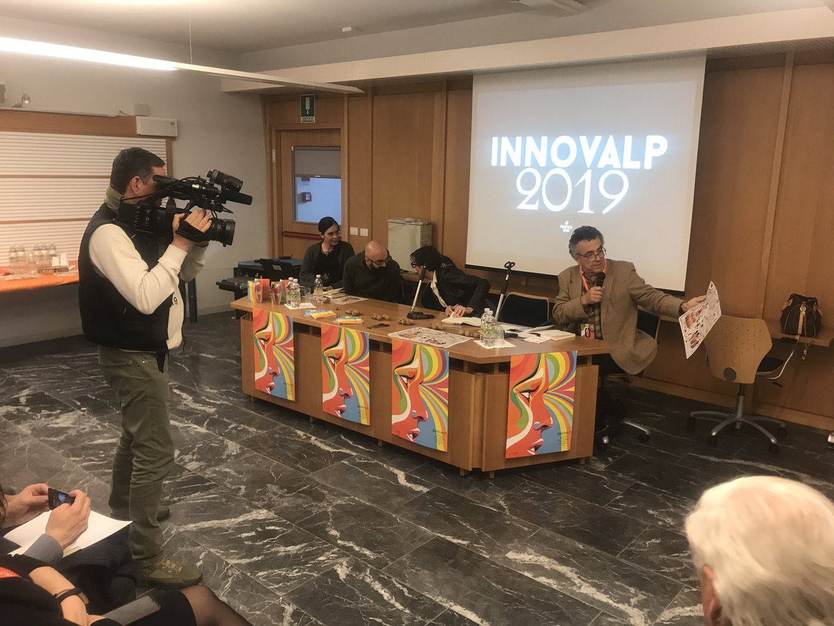 innovalp2019's tweet photo. Presentato manifesto di #innovalp2019 @fabriziobarca ogni Festival ha un vincitore, il nostro siete voi e il vostro sogno e impegno per il territorio. https://t.co/HoOkTI4qSB