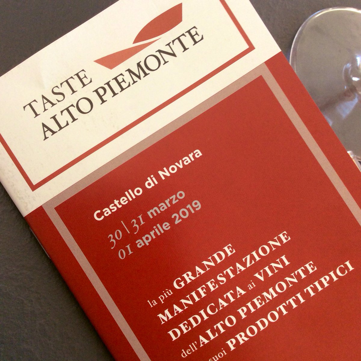 rs_bc_bl's tweet photo. Today @ Castello di Novara per #tastealtopiemonte
#rbb #neverstoplearning #neverstoptasting
@ATLNovara @WellcomAlba @camcom_novara @piemonteis_org https://t.co/lvc2nO99wL