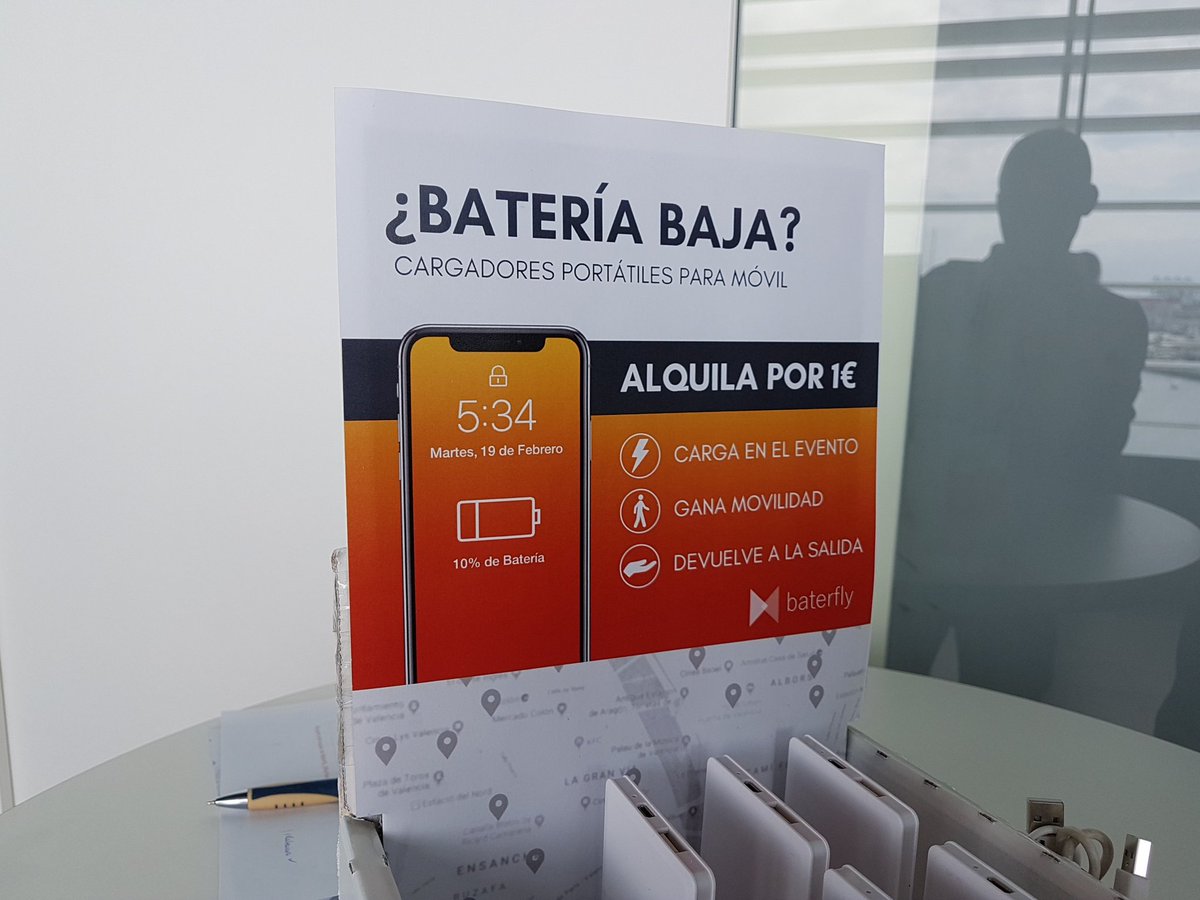 VictorOrizaola's tweet photo. Ideas geniales que se descubren en los descansos de #TEDxCiutatVellaVLC mucha suerte con el proyecto #baterfly https://t.co/ACU0qve9ny