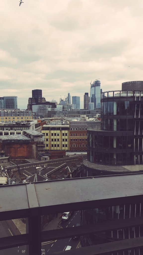 digetech's tweet photo. Vielen Dank an @HoganLovells für die Aufnahme von #DIGETECH ins @HLBaSE Programm mit Kickoff in London! #VR im #Gesundheitswesen https://t.co/B42mDGJjk7