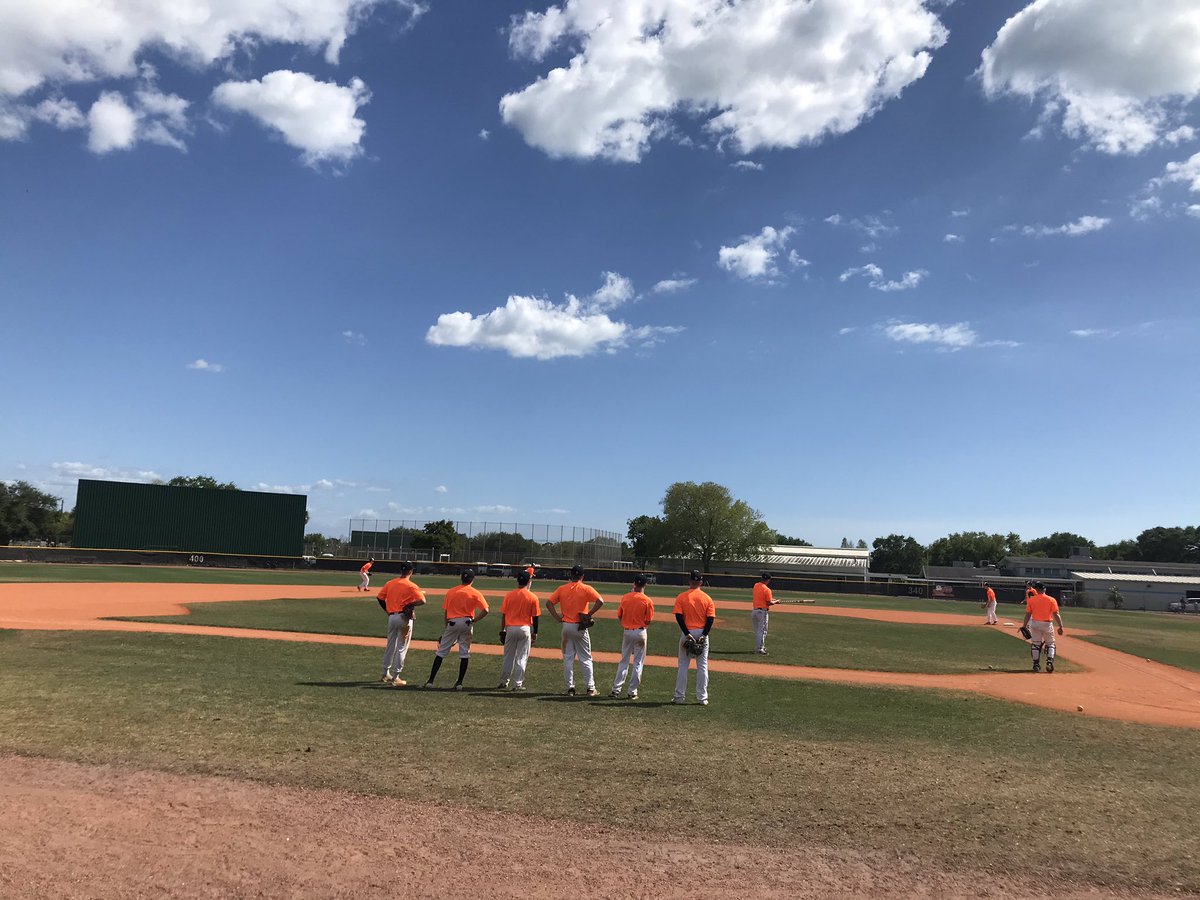 _FHSBaseball's tweet photo. A couple shots from yesterday... https://t.co/CAjnseEZKA