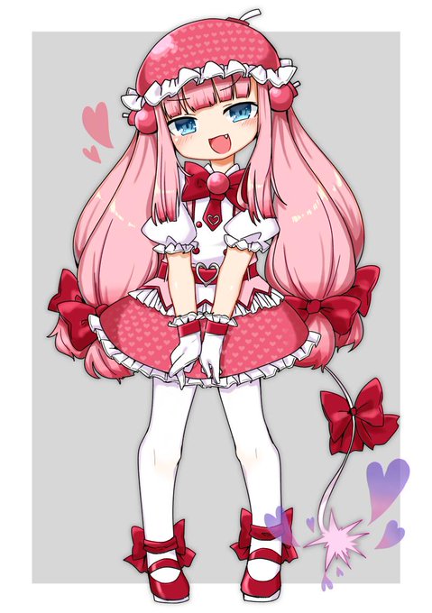 モモぴゅん全体的にピンクなのに目は水色なの好き 