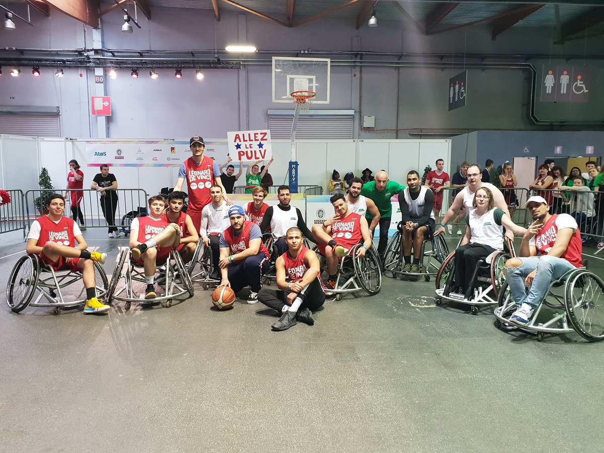 CelineGraet's tweet photo. Une belle finale de notre équipe handibasket #poledevinci  contre l équipe pro tremplin d handibasket. Bravo à Léonard pour ce beau parcours et cette 2ème place #StepstoneDigitalC #leocampus https://t.co/QUuzXydr9f