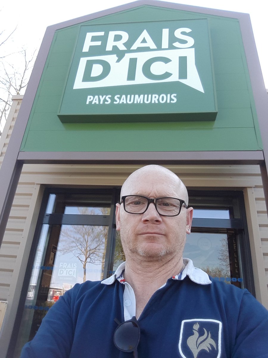 Christo4950's tweet photo. Frais d'ici à Saumur. https://t.co/m0TS6DhZyI