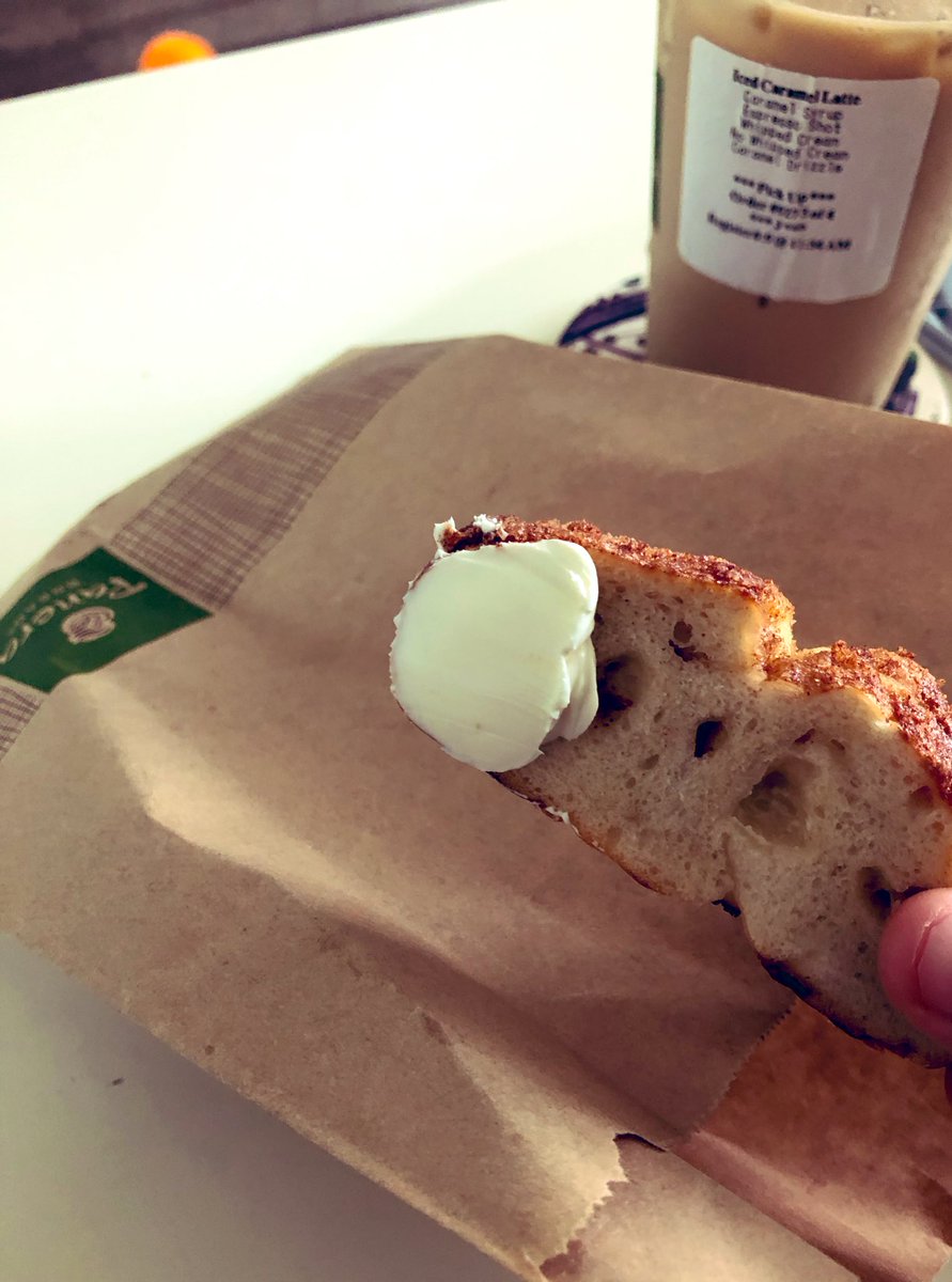 jjhack32's tweet photo. Team #BreadSliced for life. https://t.co/SboO2qFrYA