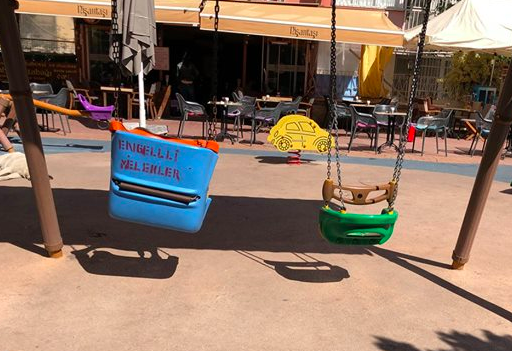 şimdi sizinle sevgili arkadaşımız, çok bilinçli bir otizmli babası olan <a href="/ijohngone/">ijohngone 🐞</a> un Karşıyaka Sevgi yolunda çektiği bu fotoğrafı paylaşacağım.

sonra siz başkan olsanız pazartesi günü itibariyle buradaki neyi, nasıl düşünürdünüz, nasıl düzenlerdiniz soracağım

buyrun

#otizm