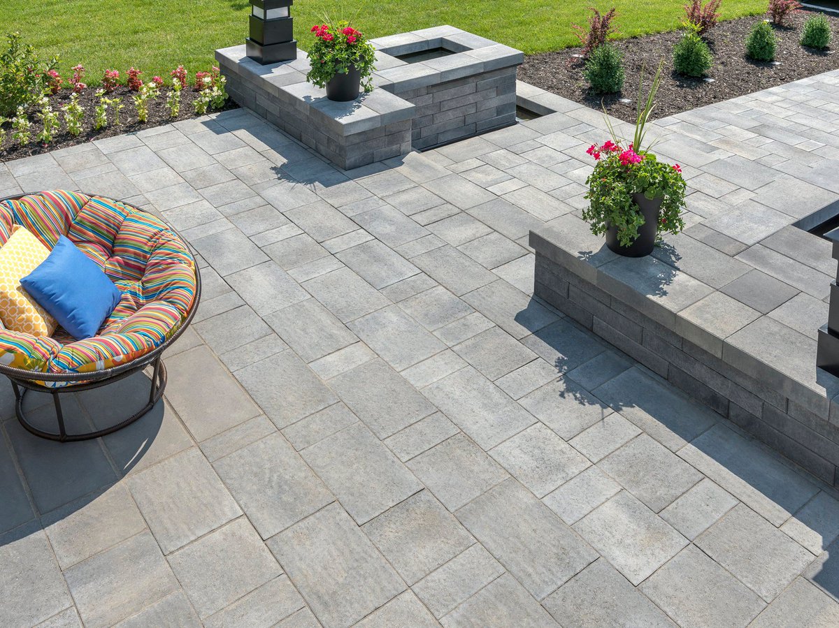 StoneConcept_'s tweet photo. We can help you find your new beautiful landscaping ideas this summer. Check out theses designs.#summertime #landscapers #yyc #walls #pathways https://t.co/1xhWfAU0eW