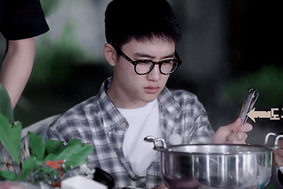 ohbooboosoo's tweet photo. "หนู"
"..."
"งอนแด๊ดอยู่เหรอคะ"
"นุ้เป่างอน"
"อมลมไว้ขนาดนี้บอกไม่งอนได้ไงหือ"
"นุไม่ได้อมลม นุอมข้าว!!"
"แค่เพราะแด๊ดไม่ซื้อเป้เทเลทับบี้ให้หนูใช่มั้ย"
"จั้ย! มันเป็นลิมิเต่ดแอดมิดชั่น!"
"อิดิชั่น"
"พอ นุไม่ง้อแด๊ดละ แบคแบคเพื่อนนุบอกจะซื้อให้"
"งั้นแด๊ดสั่งพรีตอนนี้เลยเนอะ" https://t.co/3ftFQKd2oe