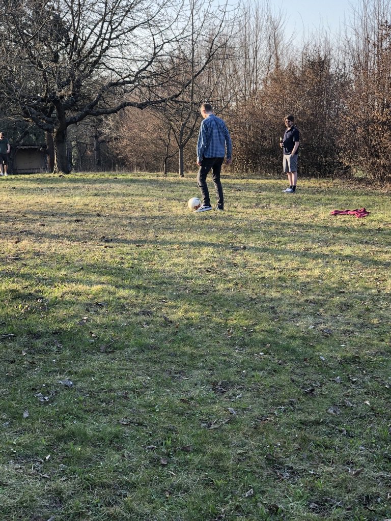 snapsofsteve's tweet photo. I move the footy ball https://t.co/XAEzlufn7N
