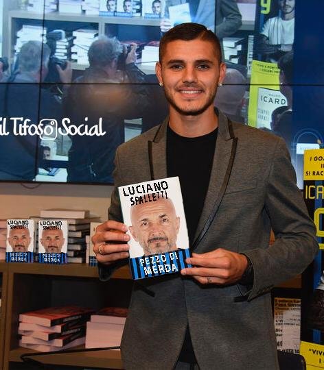 iltifososocial's tweet photo. Icardi non convocato per Inter Lazio
Post not politically correct 😂

Segui @iltifososocial 🐯

#interlazio #spalletti #icardi #mi9 #convocazione #escluso #instainter #fcinter #fcinter1908 #iltifososocial #nascecresceignora #ilcalcioèdichiloama #seriea https://t.co/h5OsNKYD4P