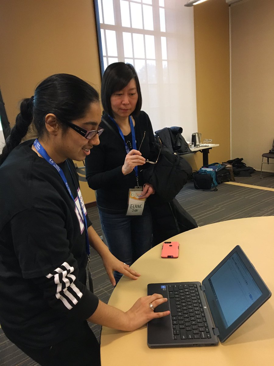 s_m077's tweet image. So proud of our Read and Write Student Ambassadors they just presented at Parents as Partners on Read and Write! @TDSB_AT @BrendanBrowne @LoriMoore674 @malloy_john @EmeryCollegiate @Diane_Tass #tdsbparents #studentvoice