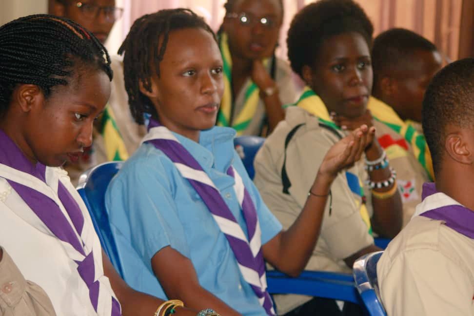 say_campaign's tweet photo. Et tandis que nous continuons à réduire la fracture #numérique au #Burundi, nous étions honoré de formé aujourd’hui une équipe de responsables de #scouts de @MairieBujumbura sur les #compétences numériques. @Min_JPTic  @ScoutsBurundi #growwithgoogle https://t.co/6UgFvXs8wX