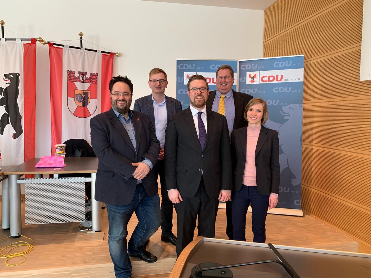 CDU_Moabit's tweet photo. Wir gratulieren unserem Kreisvorsitzenden Sven #Rissmann sehr herzlich zur Wiederwahl! Die Moabiter werden mit Martin Leuschner als Schatzmeister, Ottilie Klein & Philipp Lengsfeld als Beisitzer u Olaf Lemke als #CDAMitte-Vors. im Vorstand der #CDUMitte stark vertreten sein 😎💪 https://t.co/HdCxP2c5oe