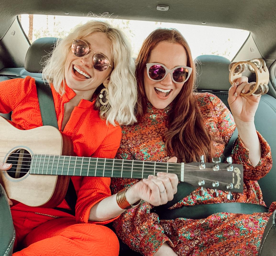 theGWGshow's tweet photo. Hey @Uber driver-partner, let's go to #AltSummit!!! Do you mind if we play some music in the backseat? #ad #UberRewards #thegirlswithglasses #altsummit #palmsprings  #california https://t.co/pkMFkIyIgO