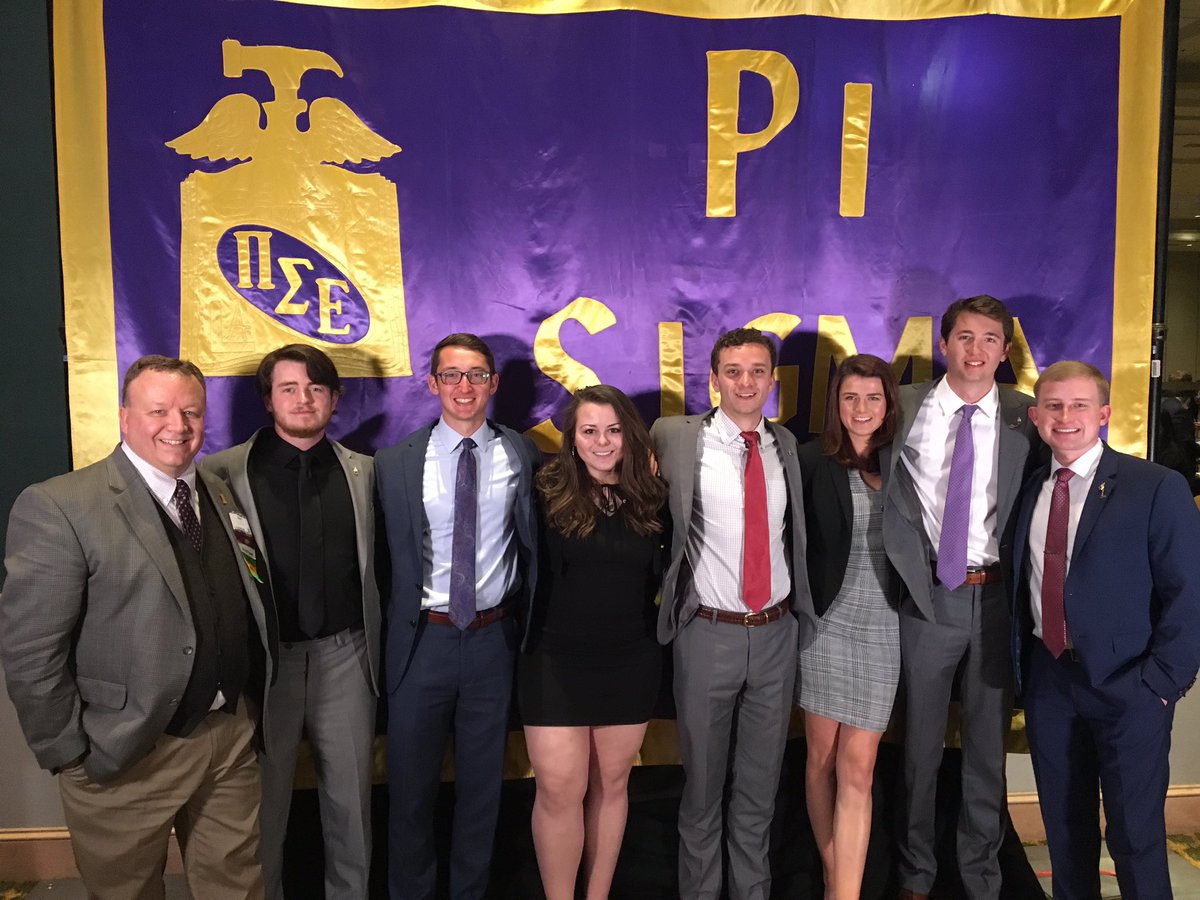 RonPoff's tweet photo. It has been an amazing @PSE National Convention so far. The students have been amazing this week in their competitions-Chapter & individually-great to see our next generation of #business #leaders raising the bar. #sales #marketing #management #leadership #pseconv19 #friendship https://t.co/H8HgPBhk0W