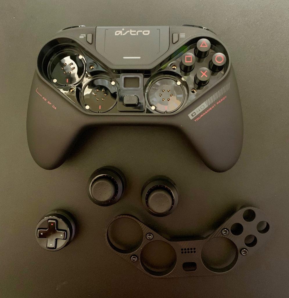 ASTRO C40 TR CONTROLLER 🎮

Finalmente <a href="/ASTROGaming/">ASTRO Gaming</a> ha messo in vendita il suo controller ufficiale e sembra abbia tutte le caratteristiche per fare concorrenza a Scuf, non solo per il nome ma anche per la qualità.

Acquistabile da qui: astrogaming.com/shop/controlle…

Cosa ne pensate?