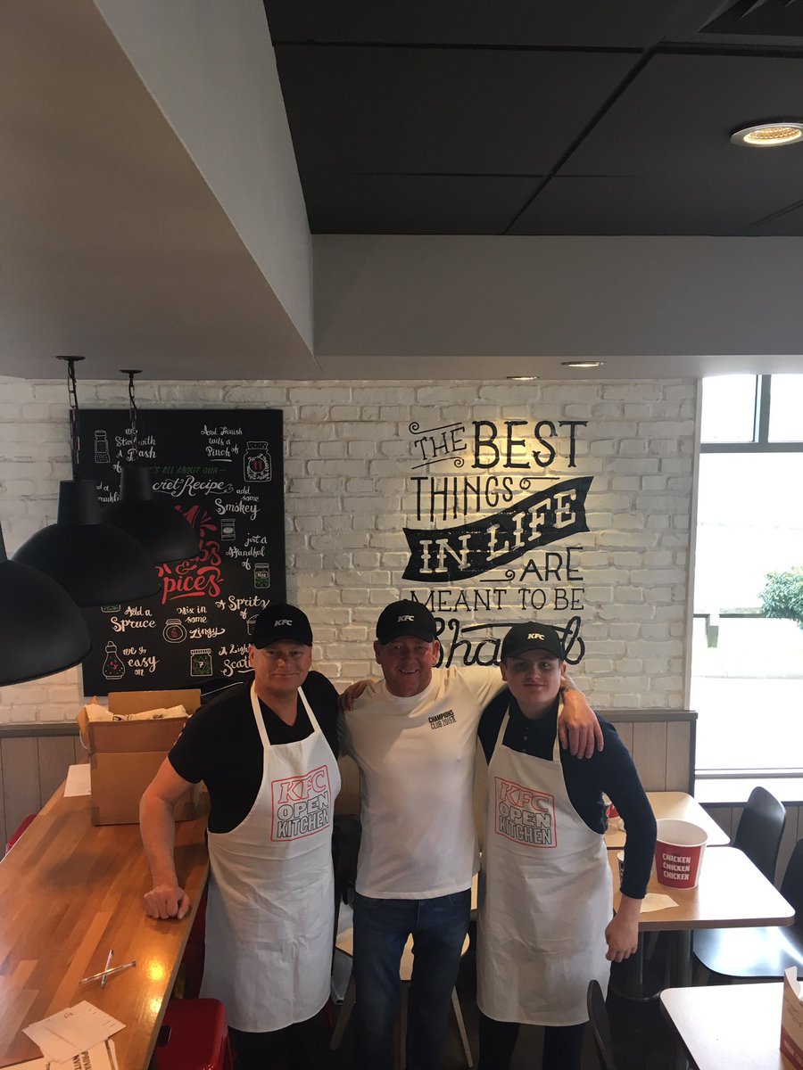 ROBANDTHEMOB's tweet photo. When I win @NATIONALLOTTER9 I will declare a @KFC_UKI #KFCOpenKitchen event ! Thanks again to Russ, Matt and all the staff at Sandyford, Stoke for their hospitality, knowledge and care today; not forgetting Jason, who was there at 0545 prepping our food ๐ https://t.co/SGyHzBEpiv