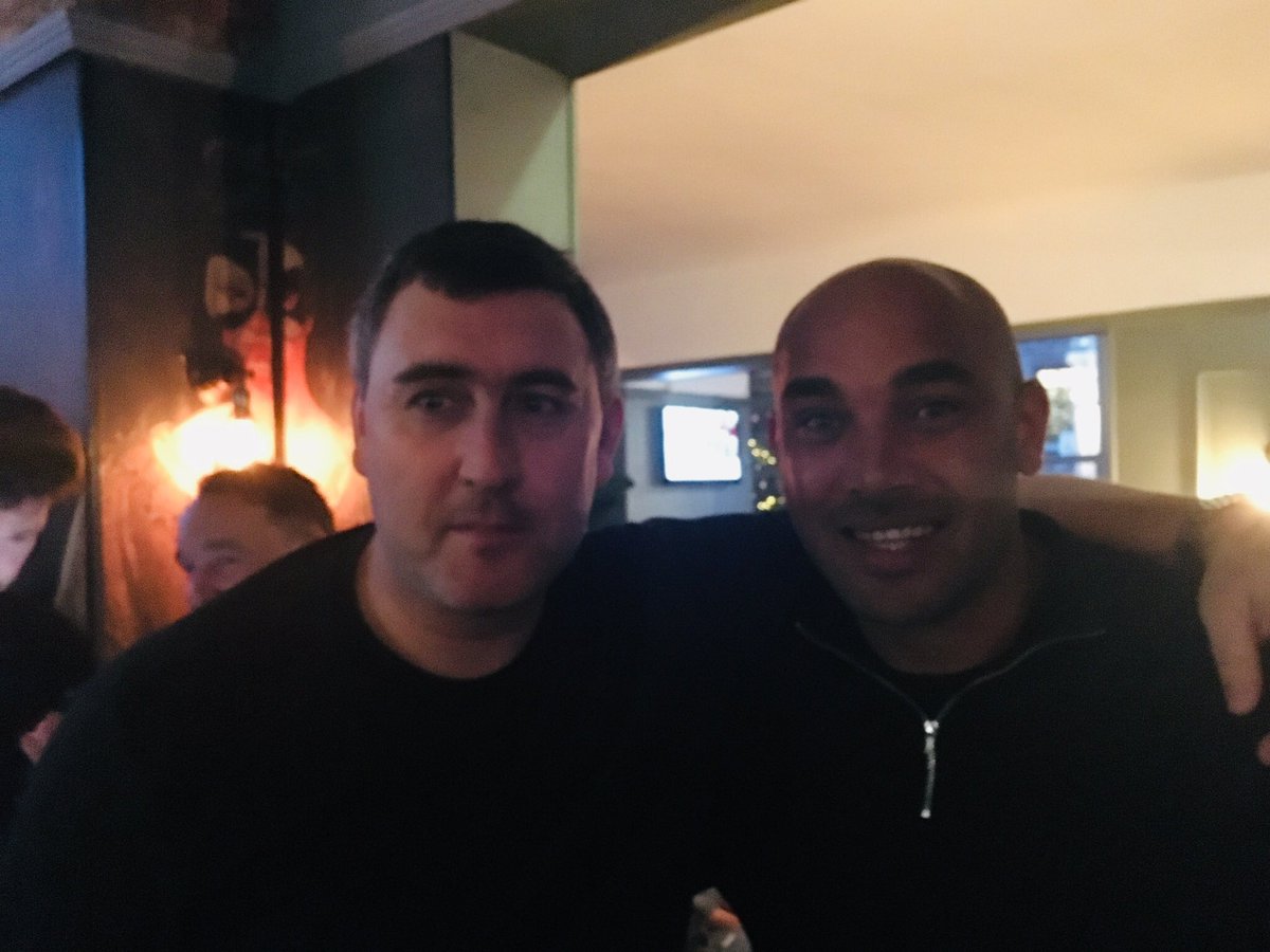 Pineapplechunksfc tweet media