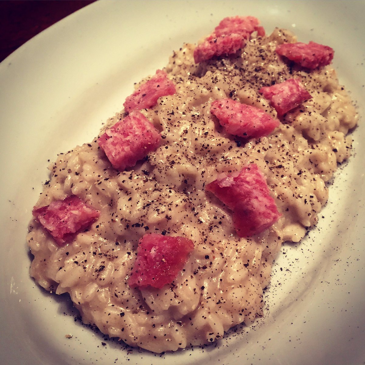 grano_zero's tweet photo. Risotto mantecato con #castelmagno e la mia crema di #funghi, pepe nero tostato e dadini di #ciauscolo 🍄💪🏻💯🇮🇹
#risotto #senzaglutine #cremadifunghi #pepenero #tostato #mantecato #riso #glutenfree #glutenfritt #glutenfrei #singluten #sansgluten #granozero https://t.co/TrE7k9DGCX