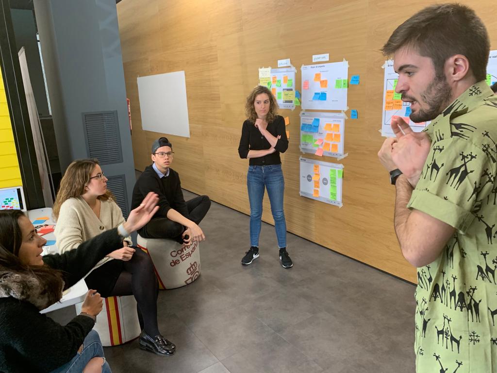 Correoslabs tweet media
