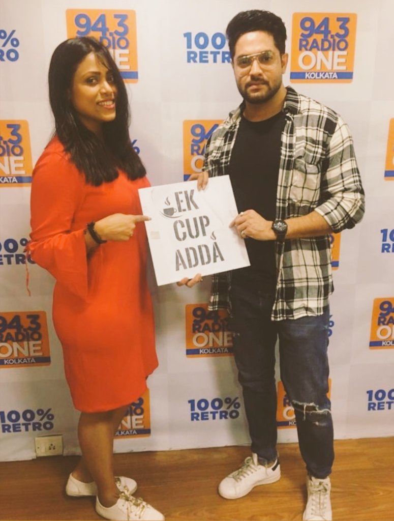 iinfinitLOVEVS's tweet photo. A wonderful  Chitchat adda with #VikramChatterjee💕💕💕💕
Thanks To 94.3Radio One
@sheleee
@VikramChatterje 
#EkCupAdda

https://t.co/5ckji6X3hL https://t.co/I72emCzvZu