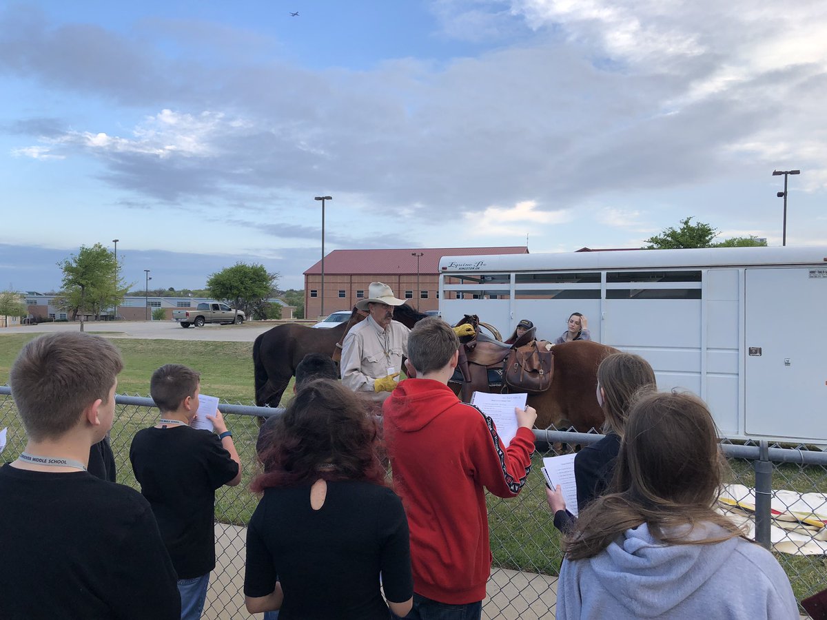 Nole2007's tweet photo. Texas History adventures! @RCMSCowboys #RCMSHistory https://t.co/qmCDcws9Dd