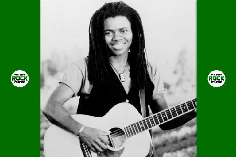 TheBestRockVevo's tweet photo. #UnDíaComoHoy en 1964 nace #TracyChapman, cantautora americana de blues rock. En 1988 publicó su primer álbum “Tracy Chapman”, es la producción más exitosa de la carrera de la artista, que recibió 3 premios Grammy y ha vendido más de 19,5 millones de unidades en el mundo. https://t.co/q6SWikZONp