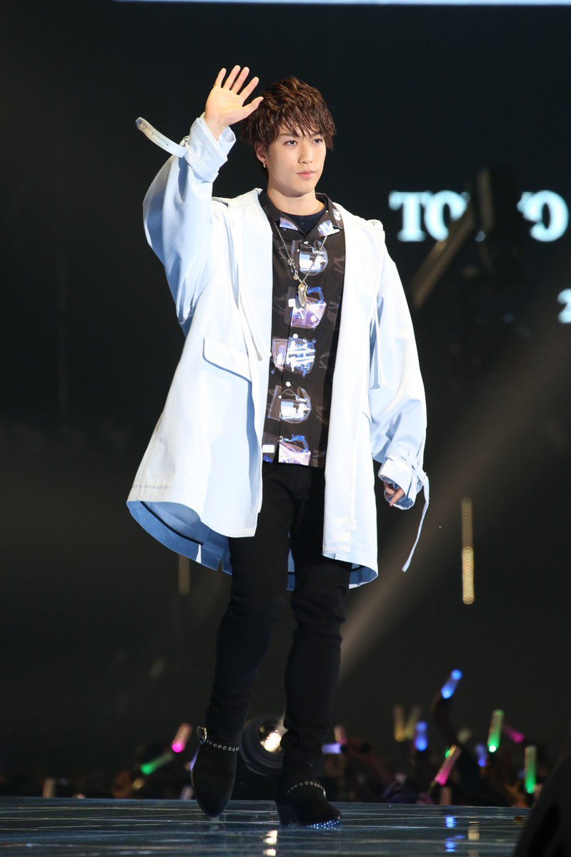 藤原樹です😼 今日はTGCに出演させて頂きました✨ 1人で歩くランウェイ