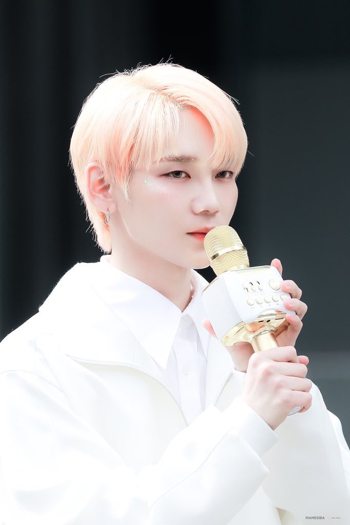 kenta__shine's tweet photo. 미쳐벌임 ,, https://t.co/FxLAVxyG32