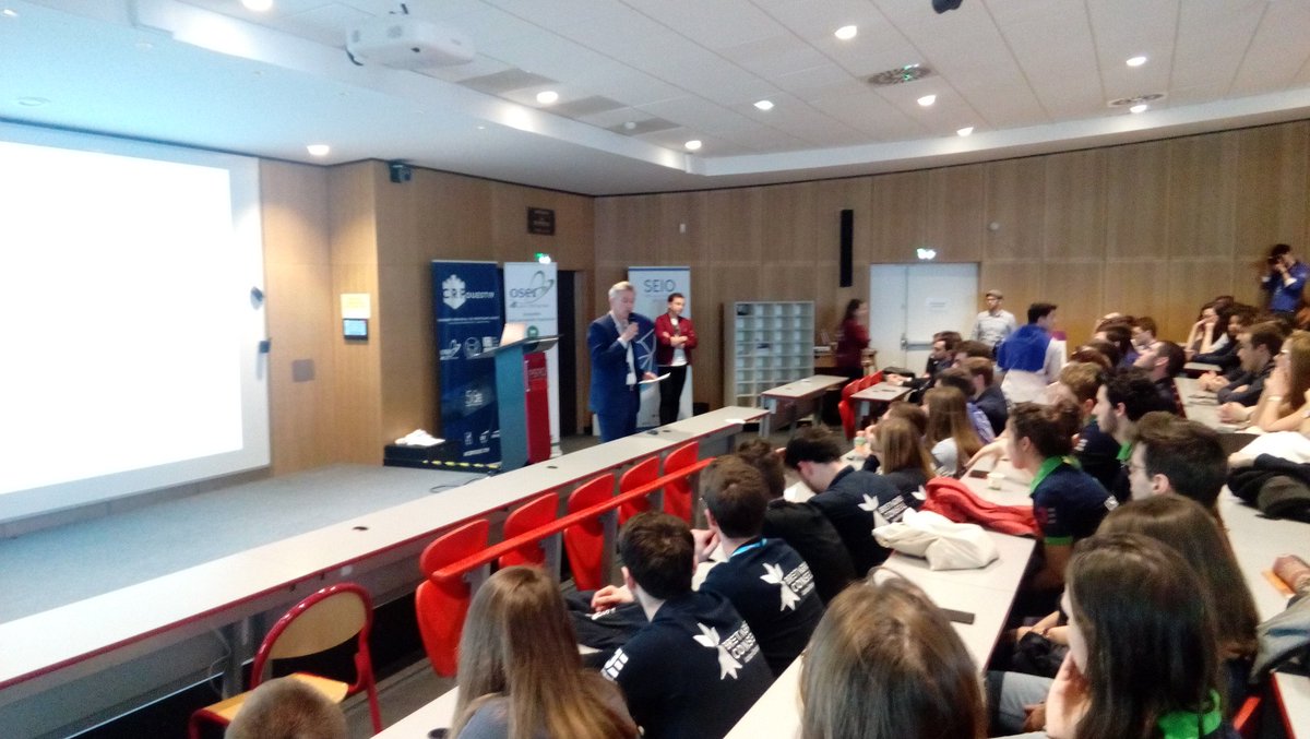 cnje's tweet photo. Présentation de notre partenaire premium historique @bnpp_recrut lors du #CRPOUEST19 ! @mabanque_bnpp #WeAreJE #50ansJE https://t.co/WiiLK41kOf