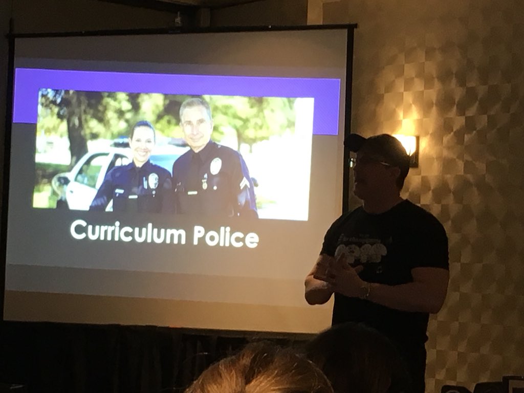 MadameBertrand's tweet photo. Learning to have fun in the classroom with @etienne2 #OMLTA2019 #DELFER https://t.co/7PJWnvXX79