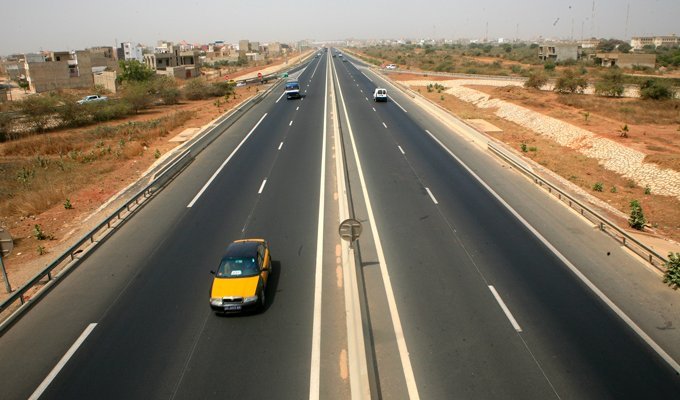 Keywords that summarize pathways to accelerating #Africa's integration: 
- Inclusivity;
- Leadership;
- Capacity; 
- Political, social &amp; economic integration; 
- Private Sector;
- National strategies

RT if you agree!